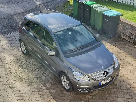 Mercedes-Benz B 180 D 2010 photo 3