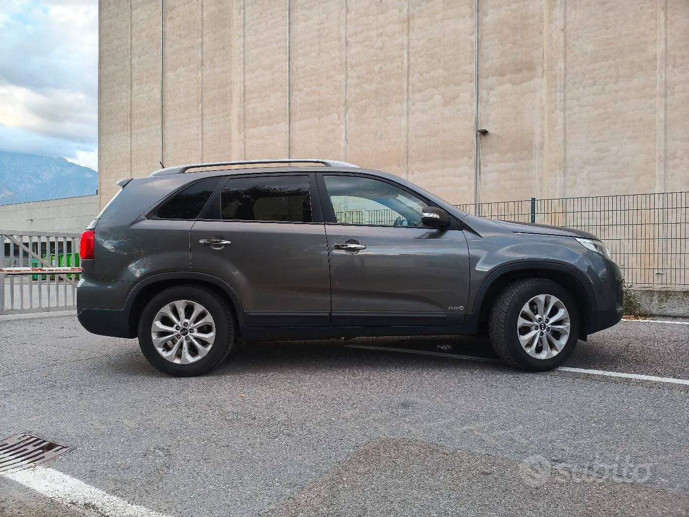 Kia Sorento 2013 photo 2