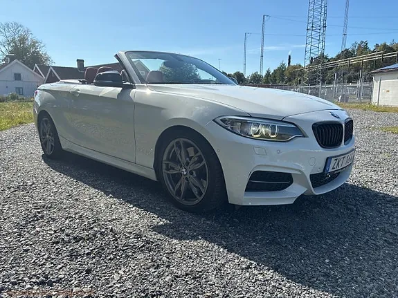 BMW M235I 2015 photo 4