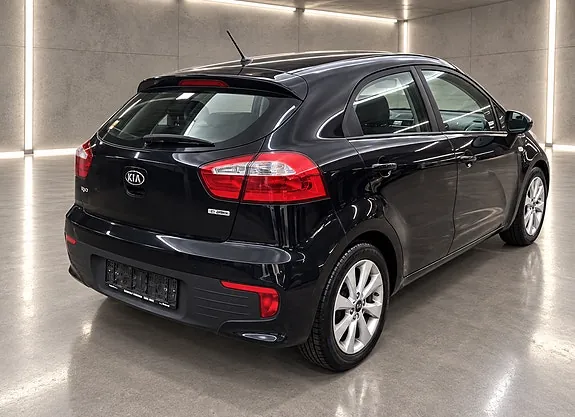 Kia Rio 2015 photo 3