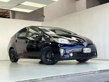 Toyota Prius 2013 photo 2