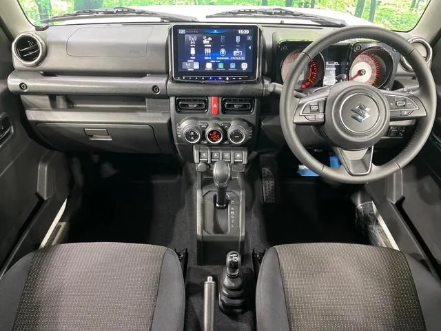 Suzuki Jimny 2025 photo 2