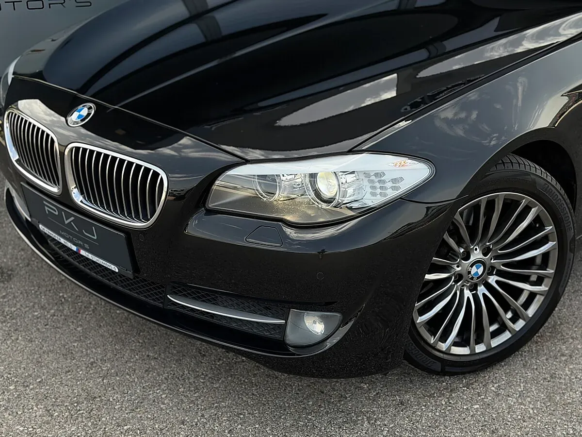 BMW 5 Series 2013 photo 2