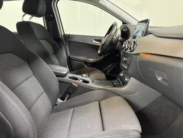 Mercedes-Benz B-Class 2018 photo 2