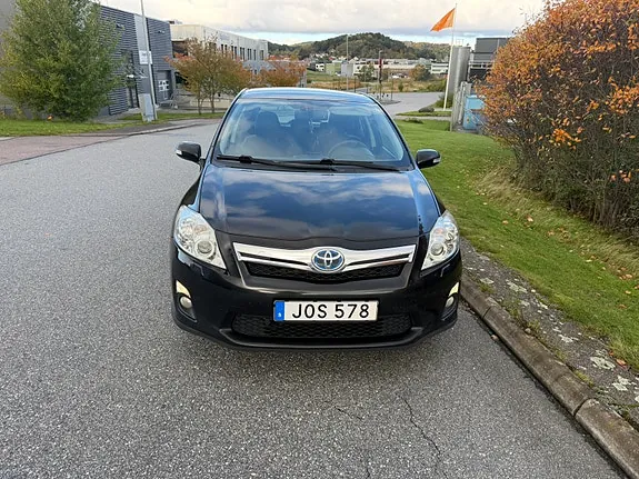 Toyota Auris 2010 photo 5