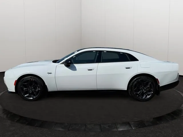 Dodge Charger 2026 photo 2