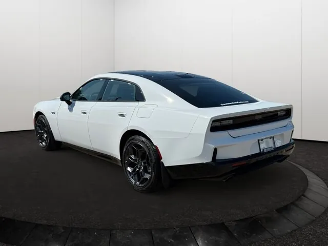 Dodge Charger 2026 photo 4