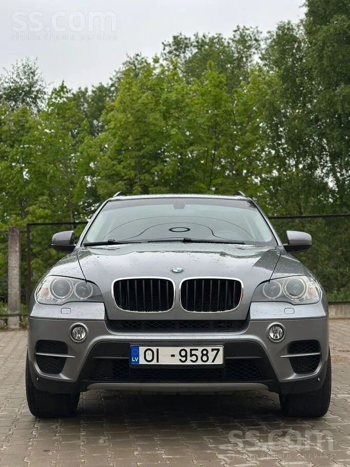 BMW X5 2011 photo 5