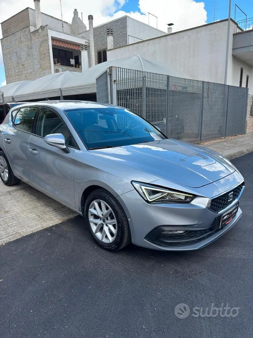 Seat Leon 2022 photo 2
