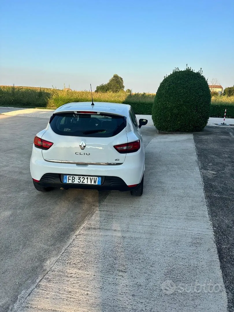 Renault Clio 2016 photo 3