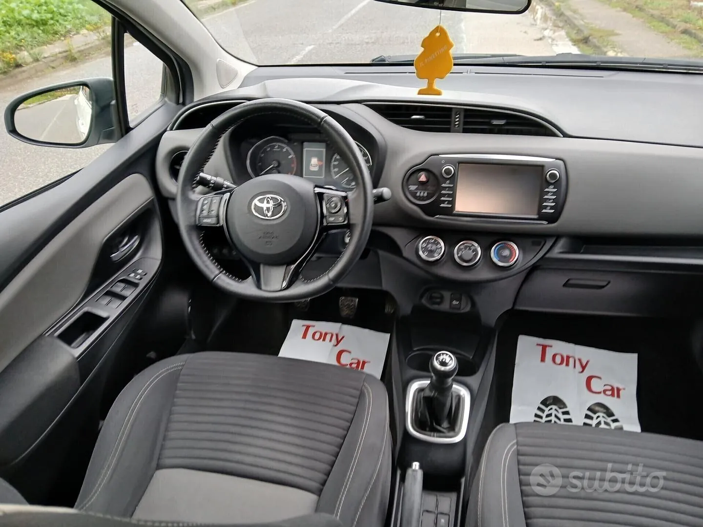 Toyota Yaris 2017 photo 5