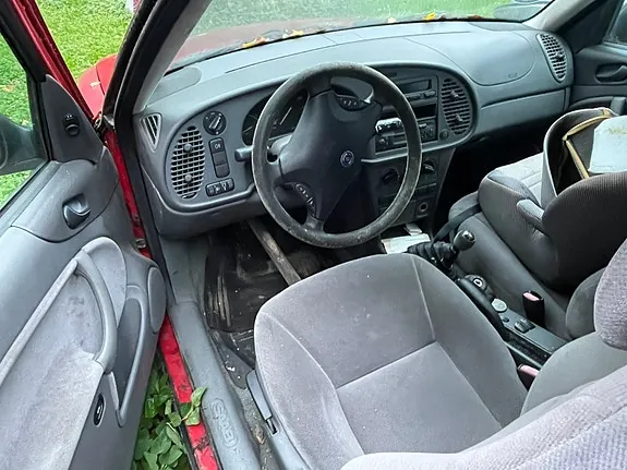 Saab 9-3 1998 photo 3