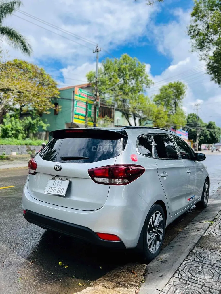 Kia Rondo 2017 photo 3