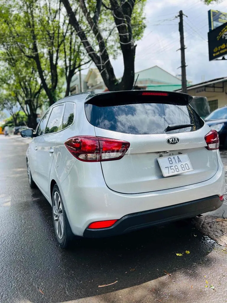Kia Rondo 2017 photo 4