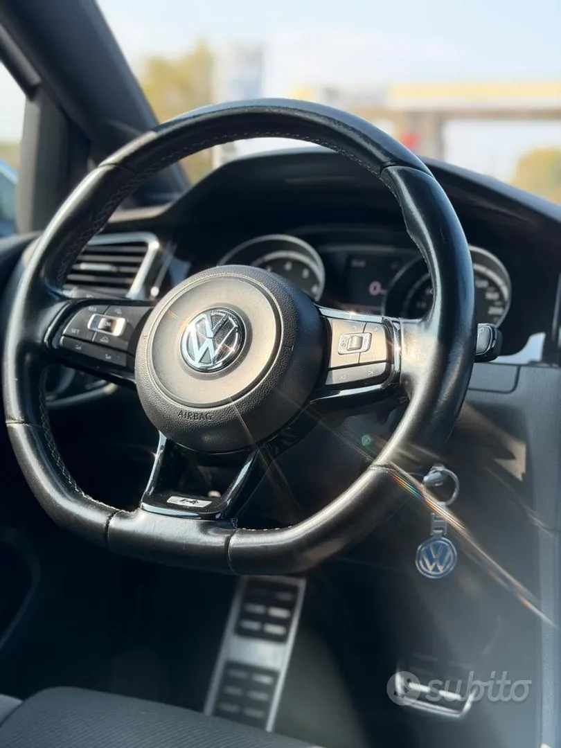 Volkswagen Golf R 2014 photo 3