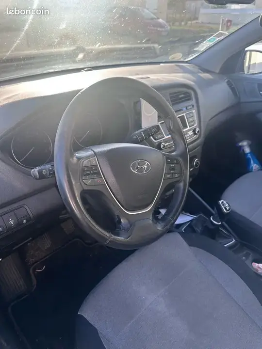 Hyundai I20 2014 photo 3