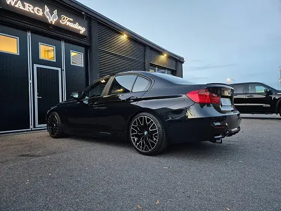 BMW 320D 2012 photo 4