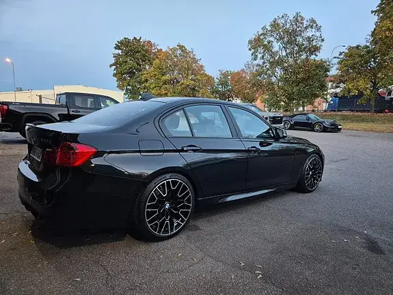 BMW 320D 2012 photo 3