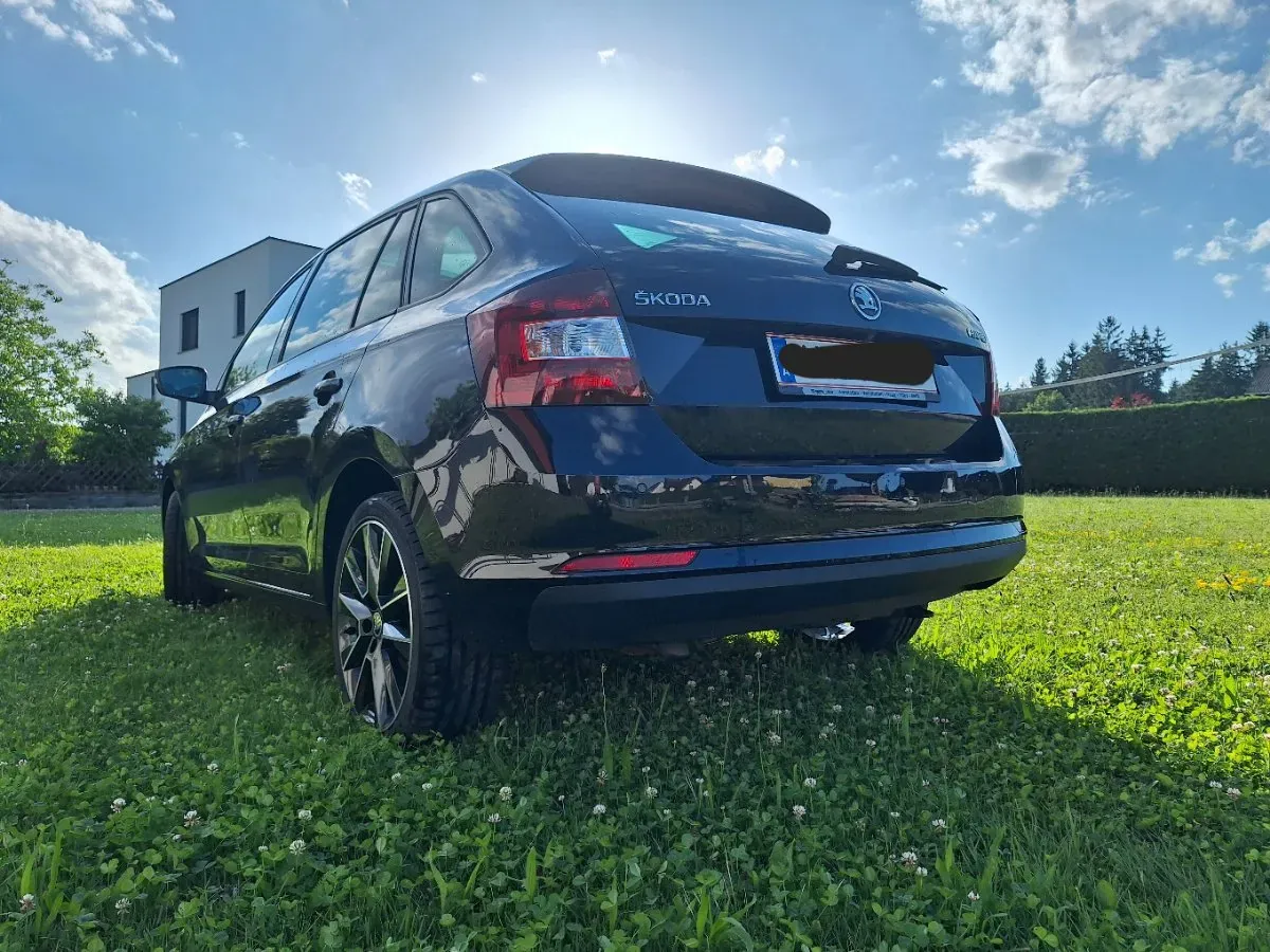 Skoda Rapid 2017 photo 2