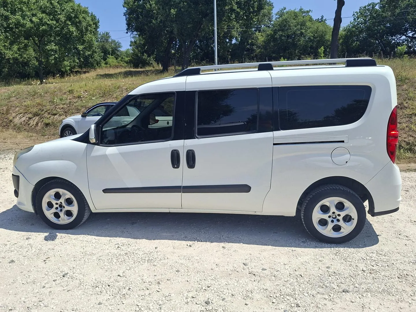 Fiat Doblò 2013 photo 2