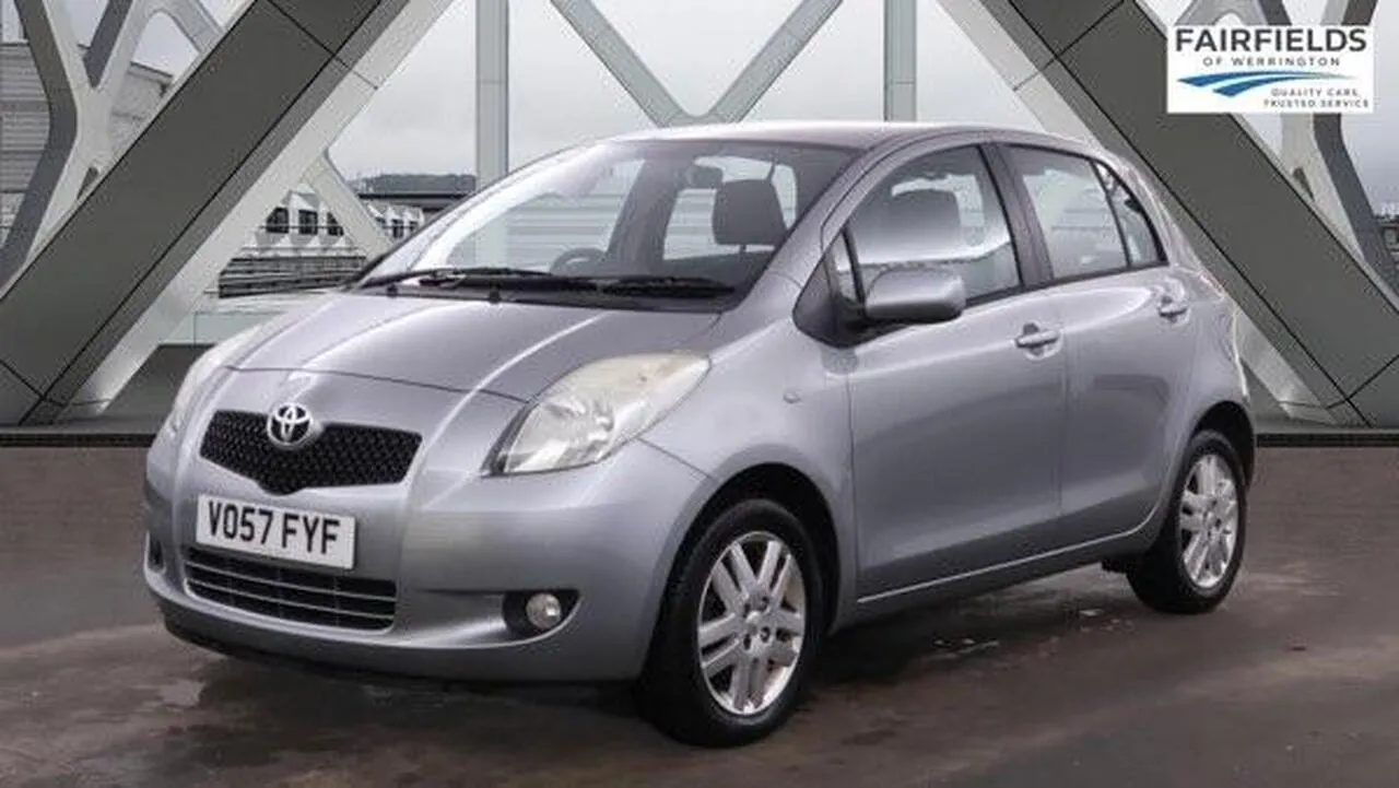 Toyota Yaris 2007 photo 4