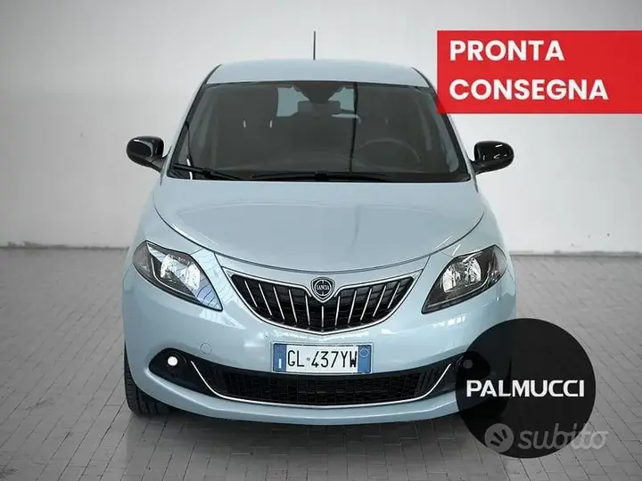 Lancia Ypsilon 2023 photo 2