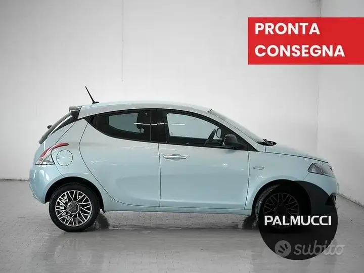 Lancia Ypsilon 2023 photo 3