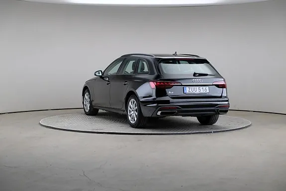 Audi A4 2021 photo 2