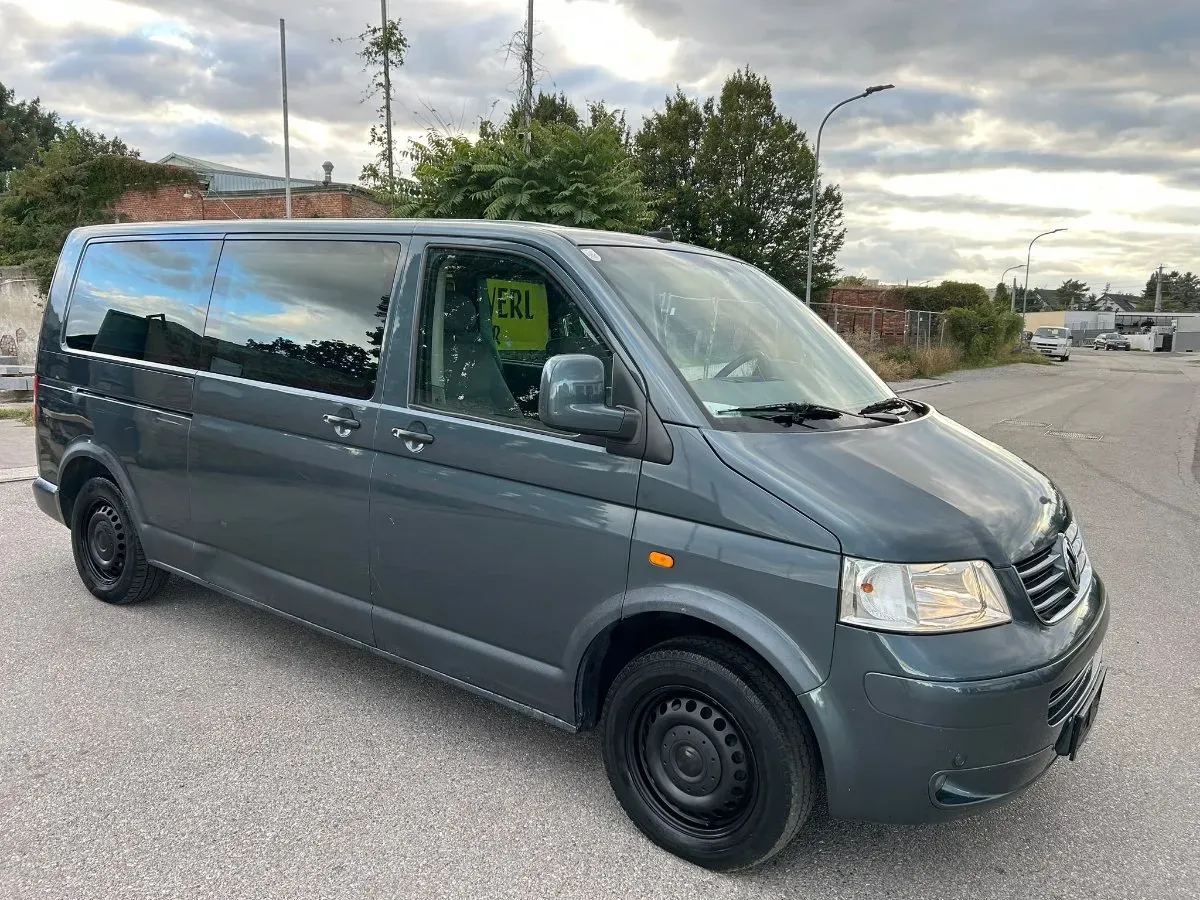 Volkswagen Caravelle