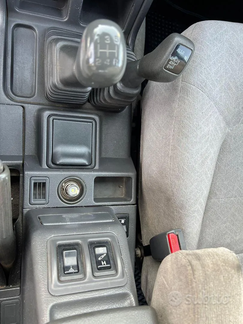 Mitsubishi Pajero 1997 photo 3