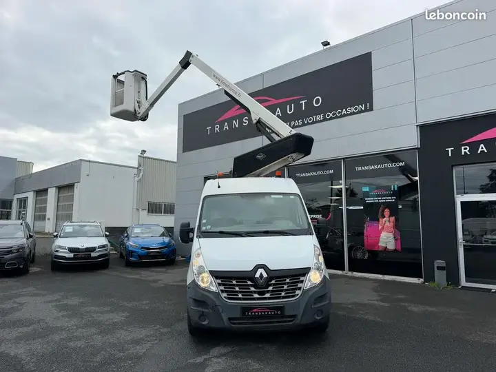 Renault Master 2014 photo 3