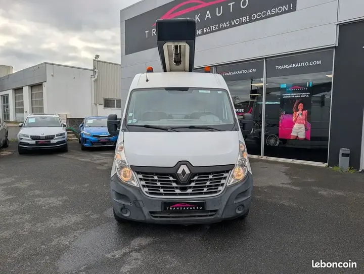 Renault Master 2014 photo 4
