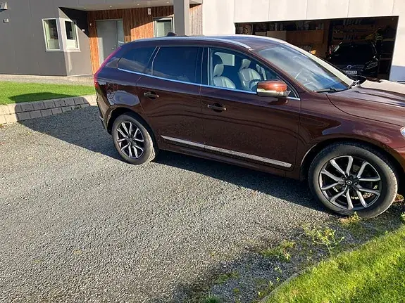 Volvo Xc60 2016 photo 2
