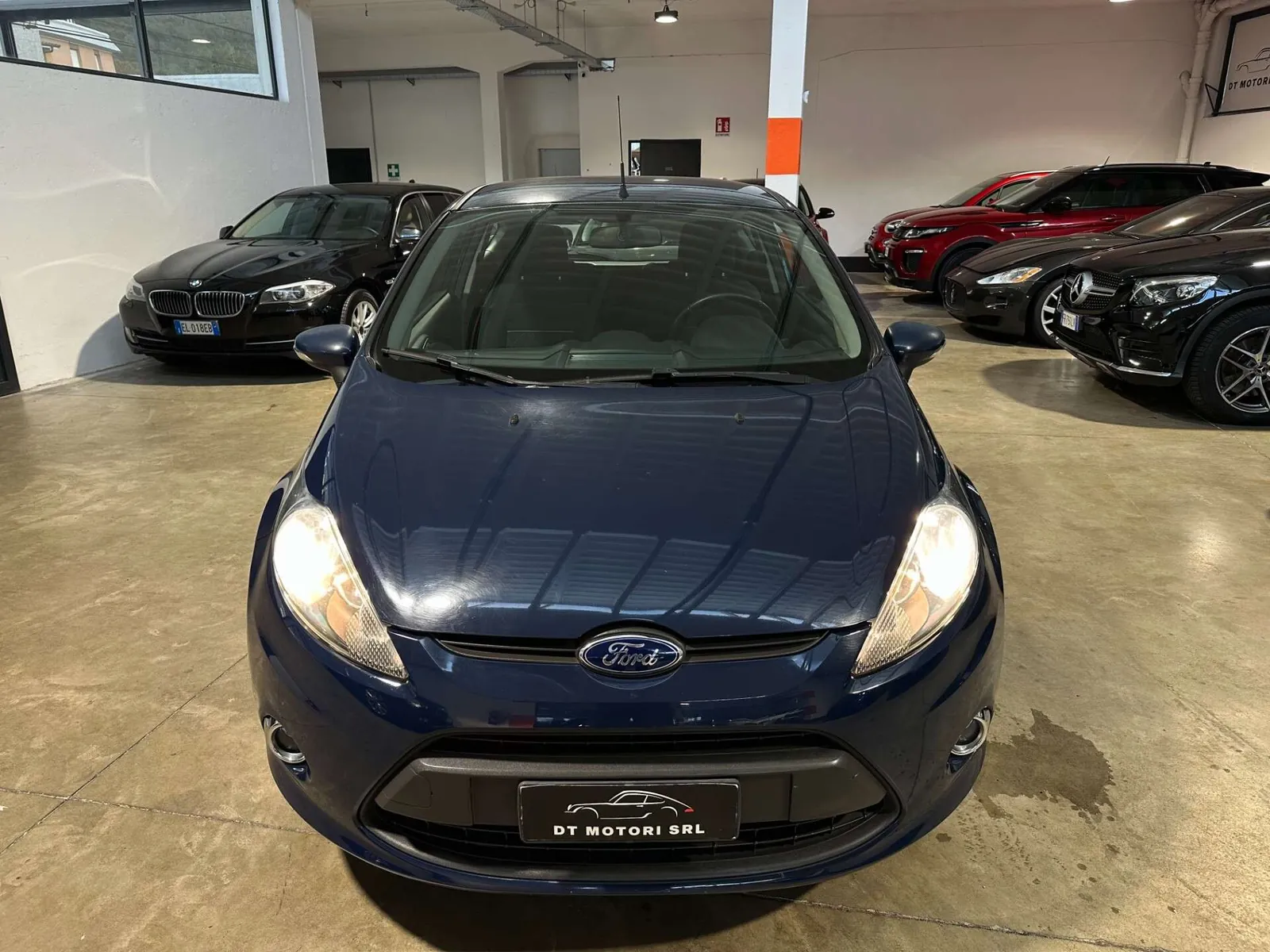 Ford Fiesta 2012 photo 2