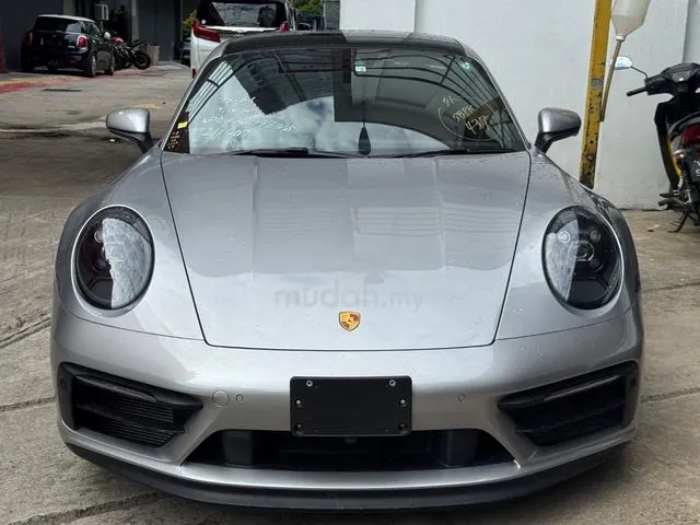 Porsche Carrera 911 Gts