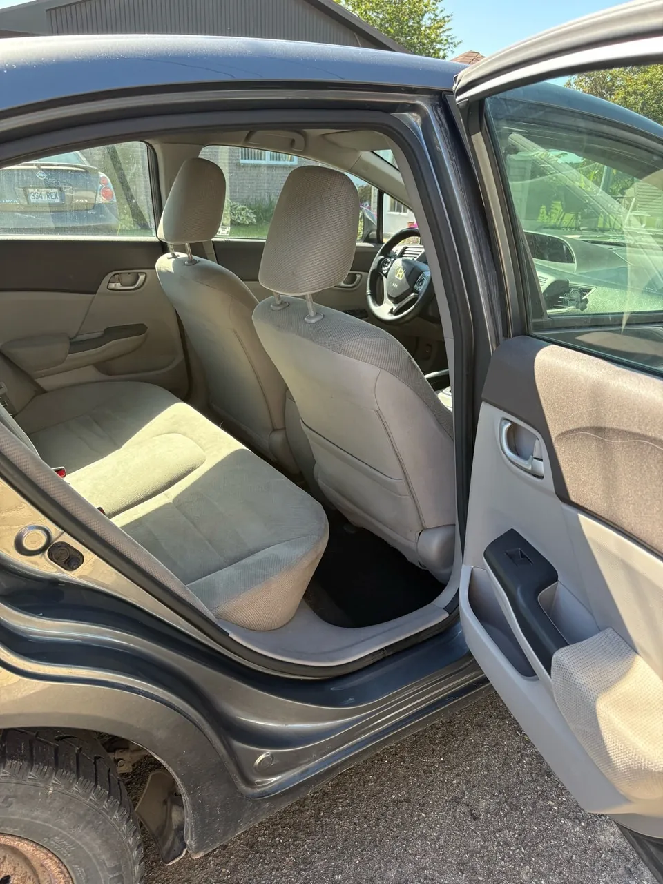 Honda Civic 2012 photo 2