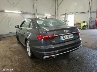 Audi A4 2023 photo 2