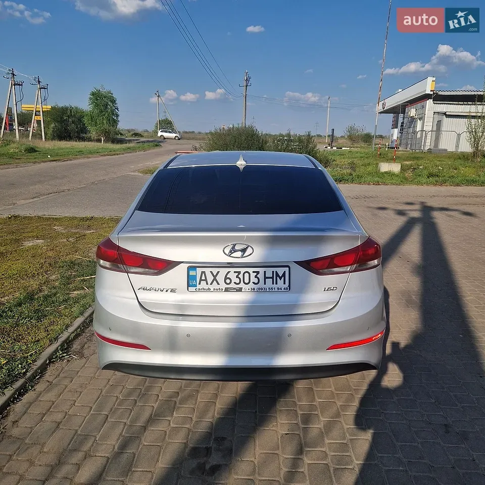 Hyundai Avante 2017 photo 5