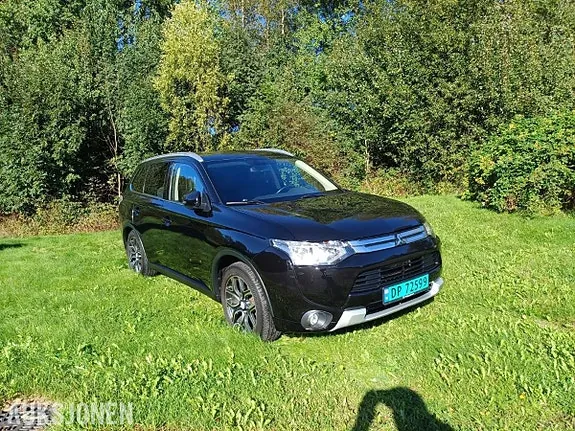 Mitsubishi Outlander 2015 photo 3