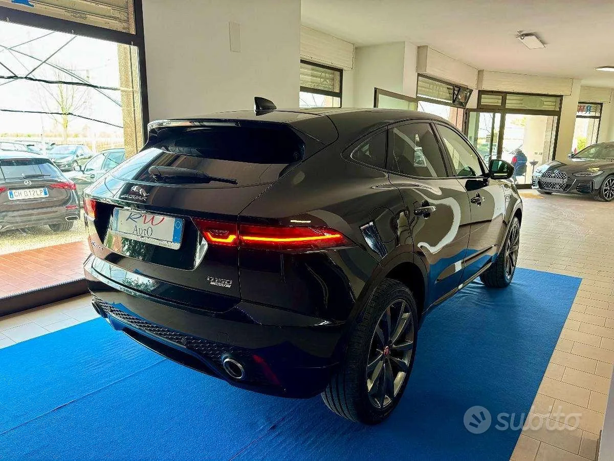 Jaguar E-Pace 2019 photo 5