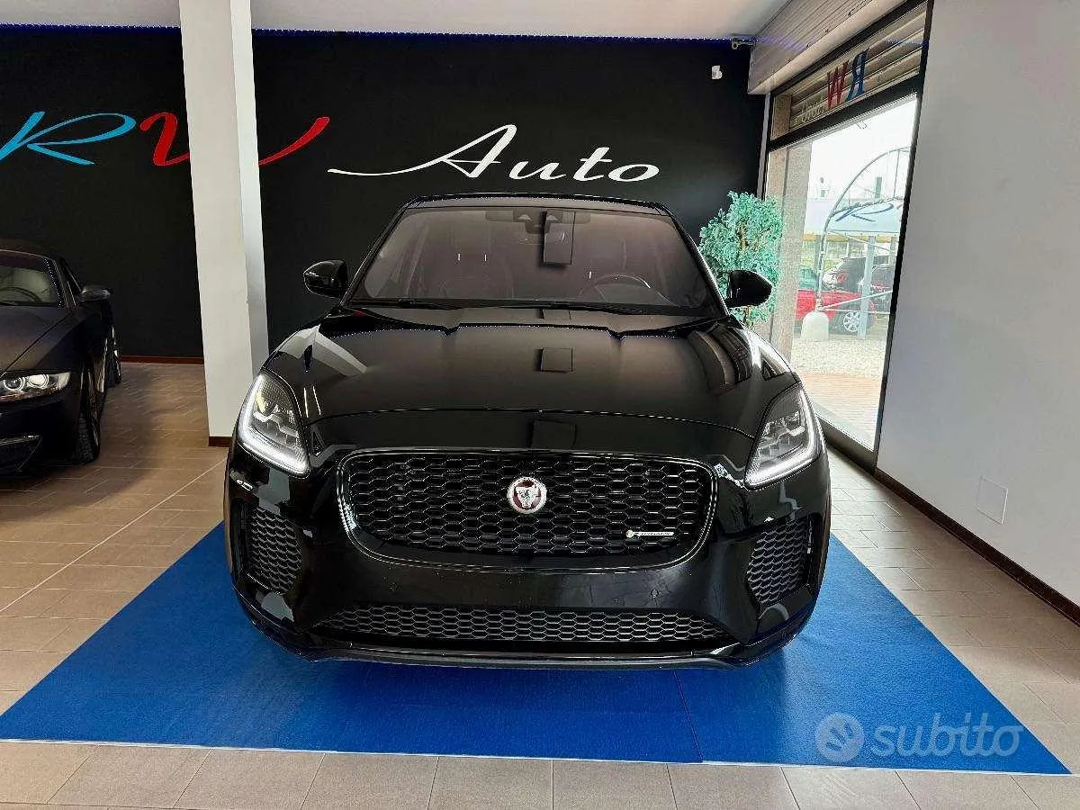 Jaguar E-Pace 2019 photo 2