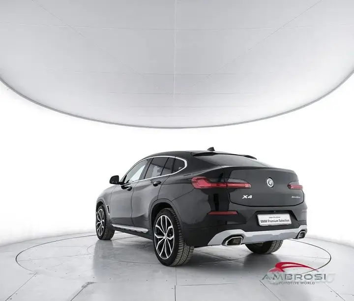 BMW X4 2021 photo 4