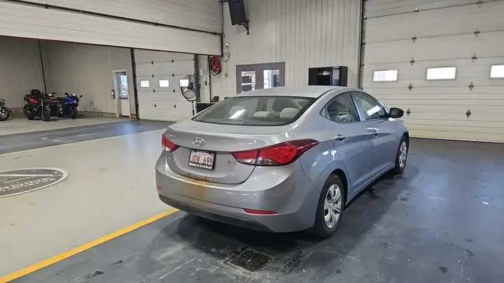 Hyundai Elantra 2016 photo 5