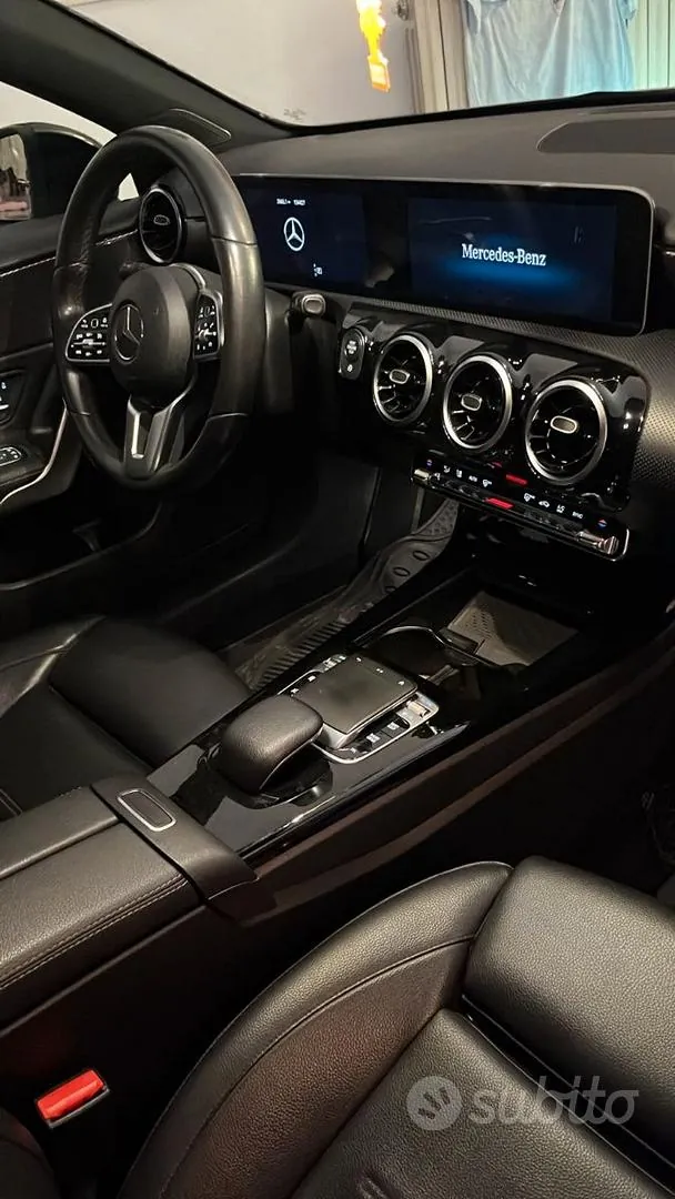 Mercedes-Benz A 2018 photo 2
