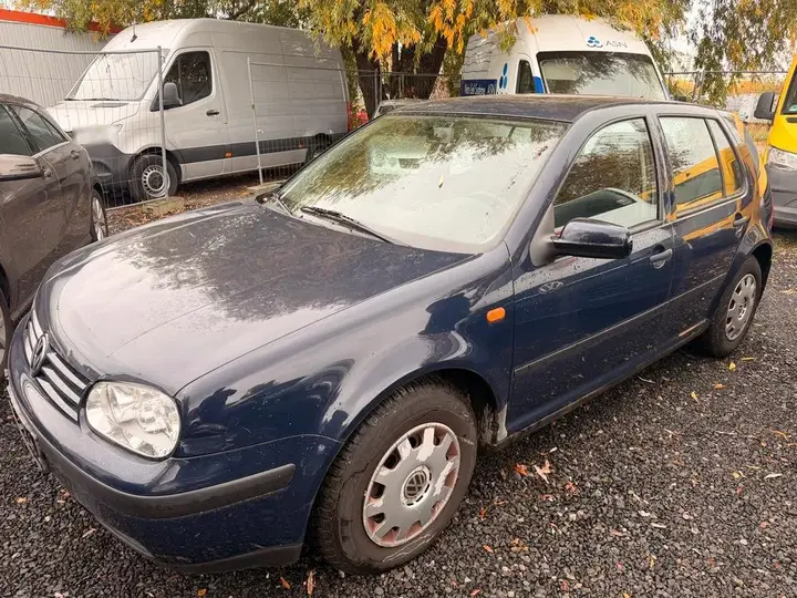 Volkswagen Golf 4