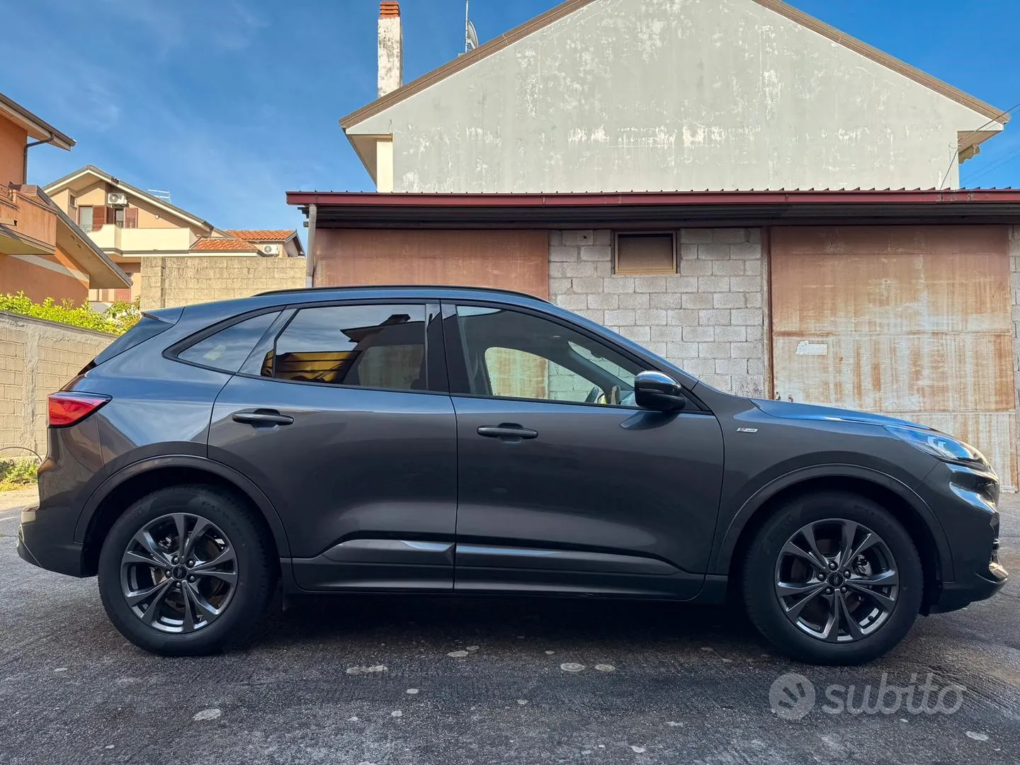 Ford Kuga 2022 photo 3