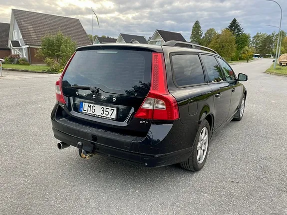 Volvo V70 2009 photo 3