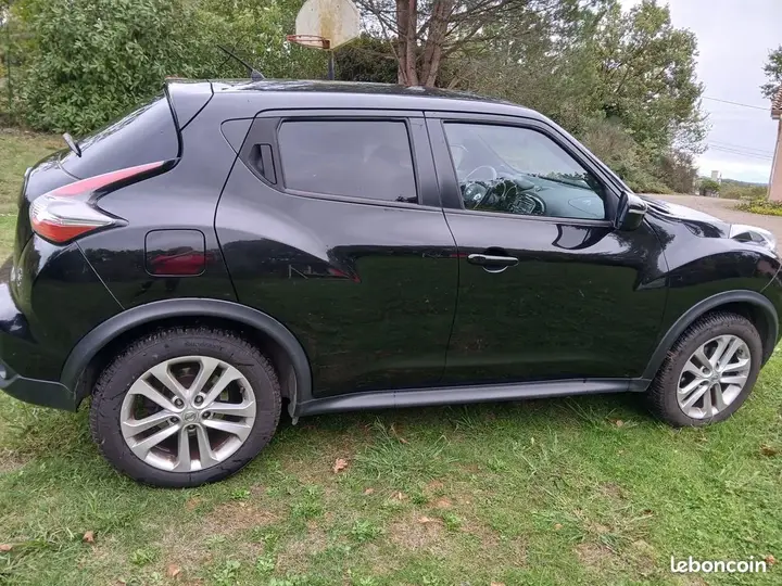 Nissan Juke 2015 photo 3