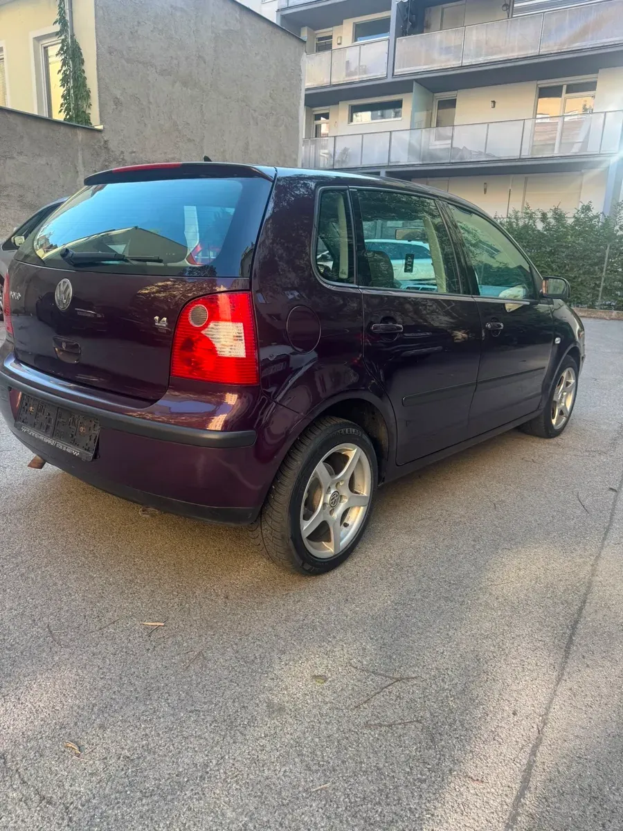 Volkswagen Polo 2002 photo 2