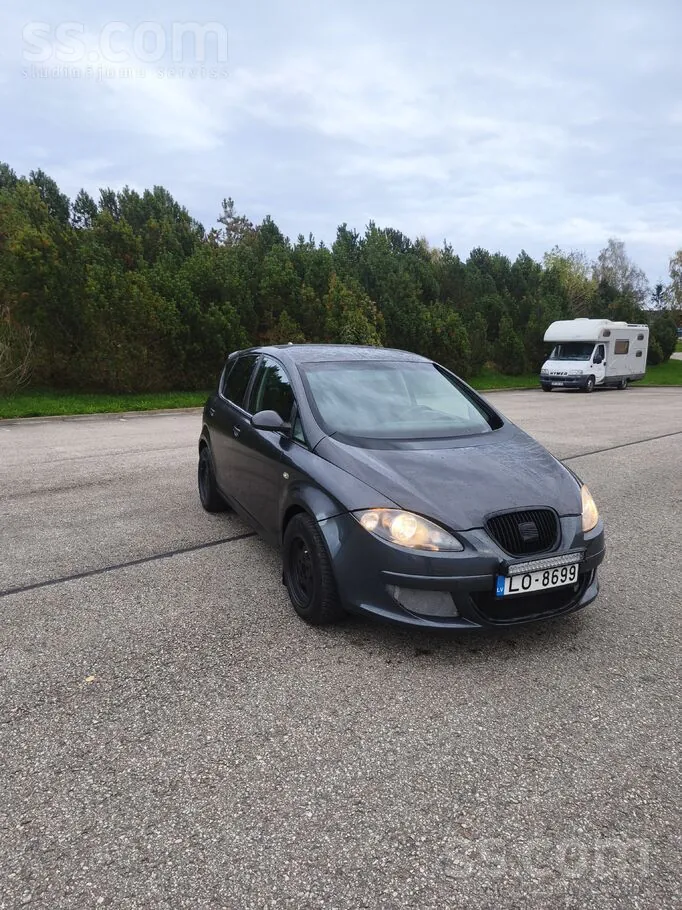 Seat Altea 2005 photo 2